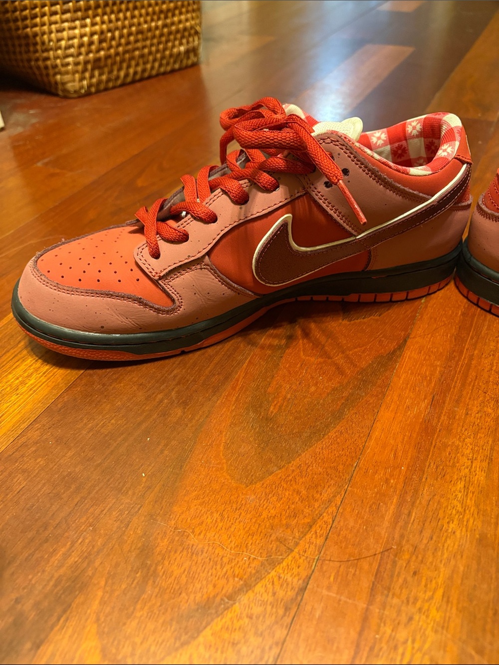 Nike SB Dunk Low Concepts Red Lobster Size 10 - Picture 7 of 11